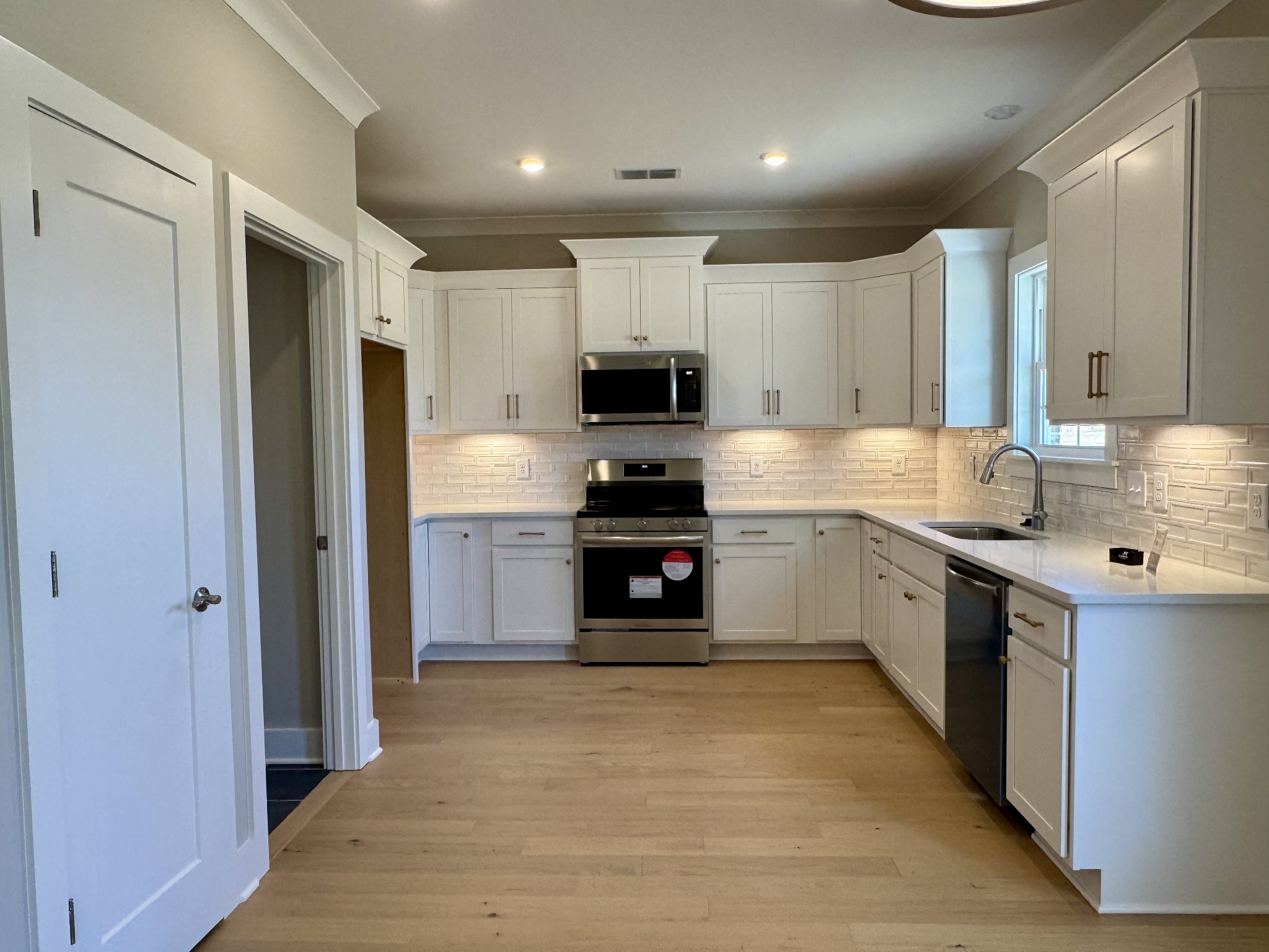 5609 Sinclair Street Murfreesboro, TN 37127 - Photo 9 of 24