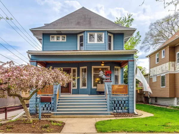 $649,000 | 4815 West Warner Avenue, Chicago, IL 60641