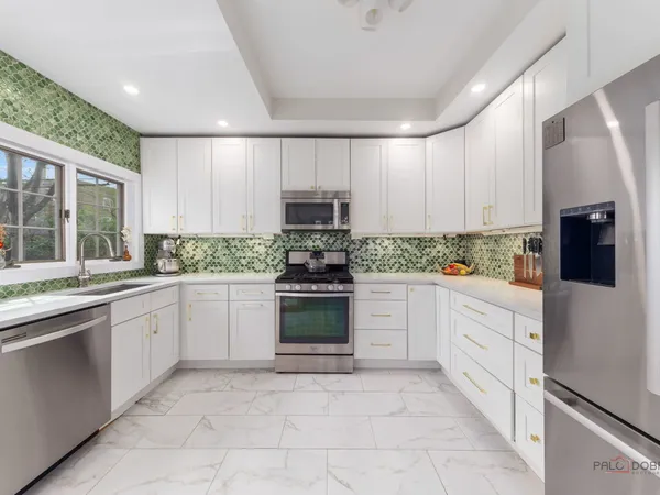 $649,000 | 4815 West Warner Avenue, Chicago, IL 60641