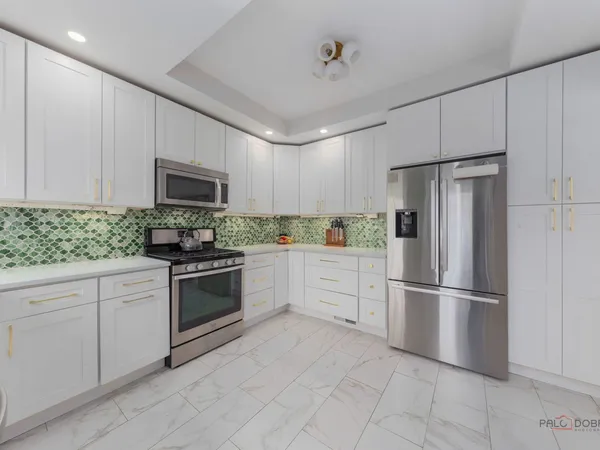 $649,000 | 4815 West Warner Avenue, Chicago, IL 60641