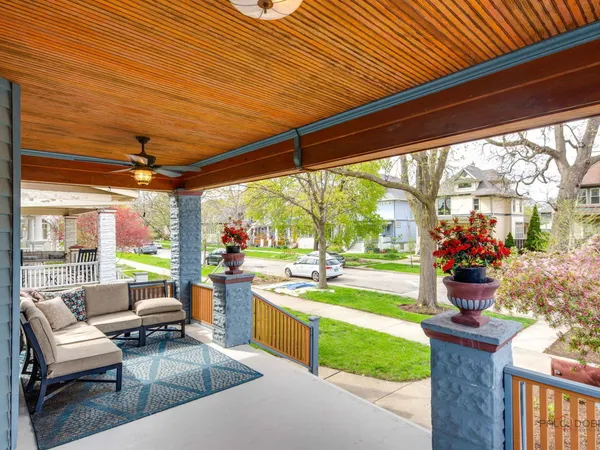$649,000 | 4815 West Warner Avenue, Chicago, IL 60641
