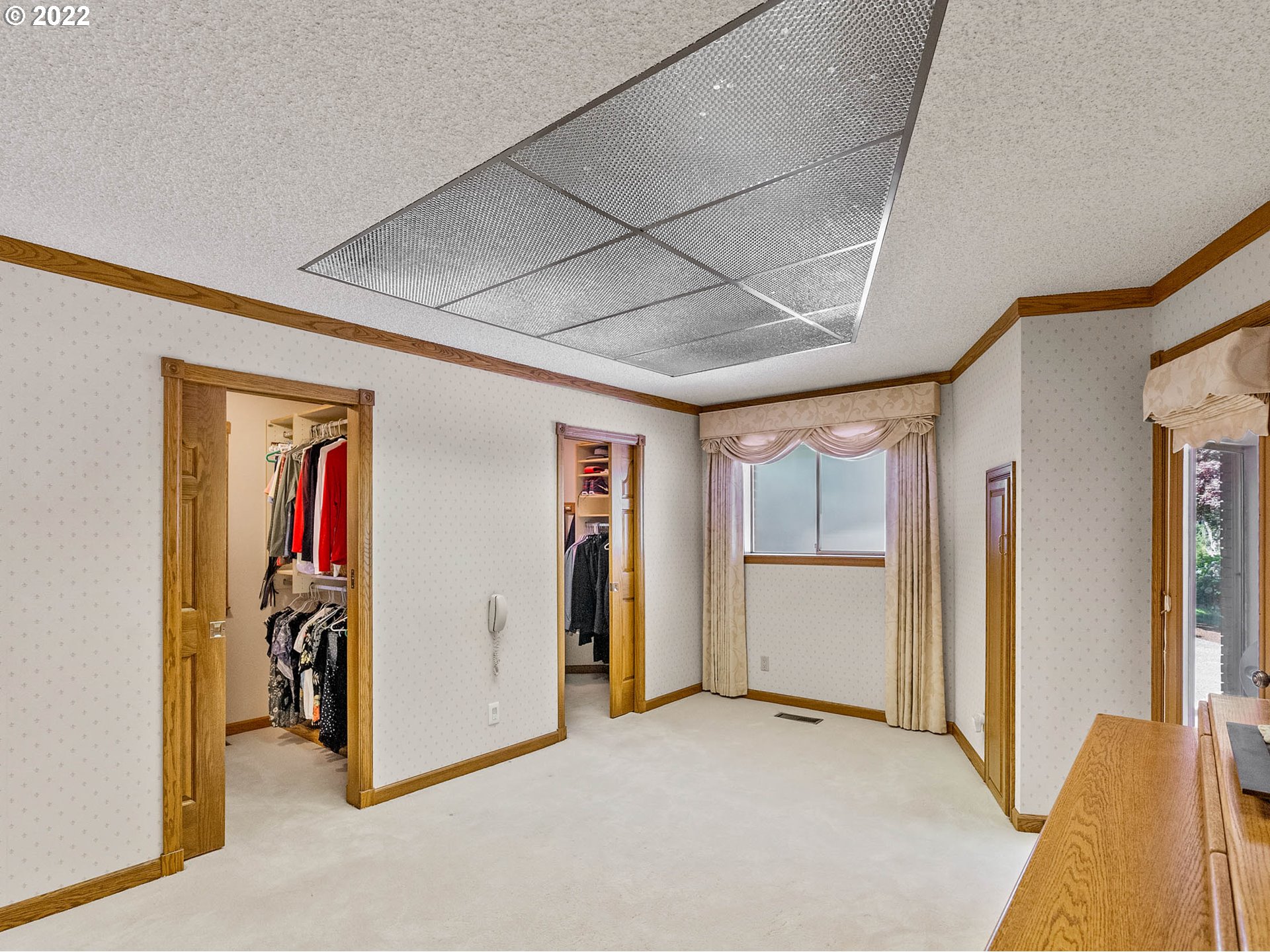 38000 Southwest Nursery Road Cornelius, OR 97113 - Photo 13 of 40 a view of a livingroom with walk in closet and bedroom