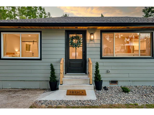 $379,900 | 171 Yelton Drive, Longview, WA 98632