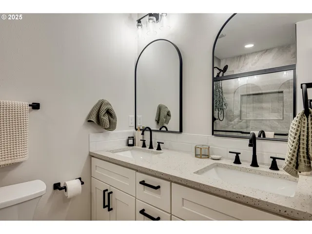 $379,900 | 171 Yelton Drive, Longview, WA 98632