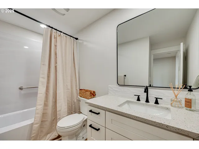 $379,900 | 171 Yelton Drive, Longview, WA 98632