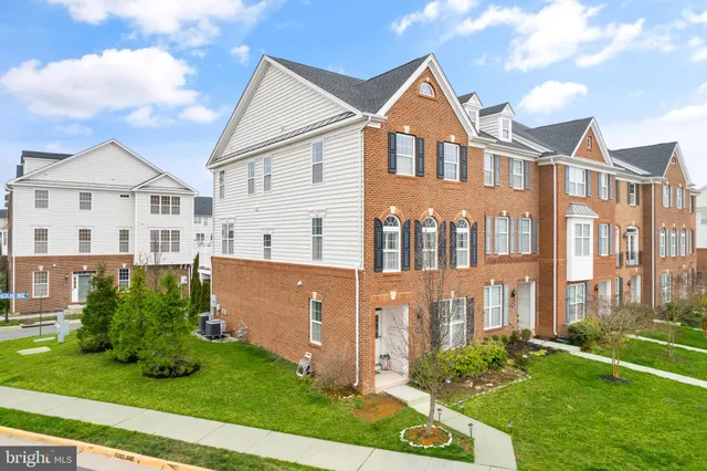 front view of house with a yard