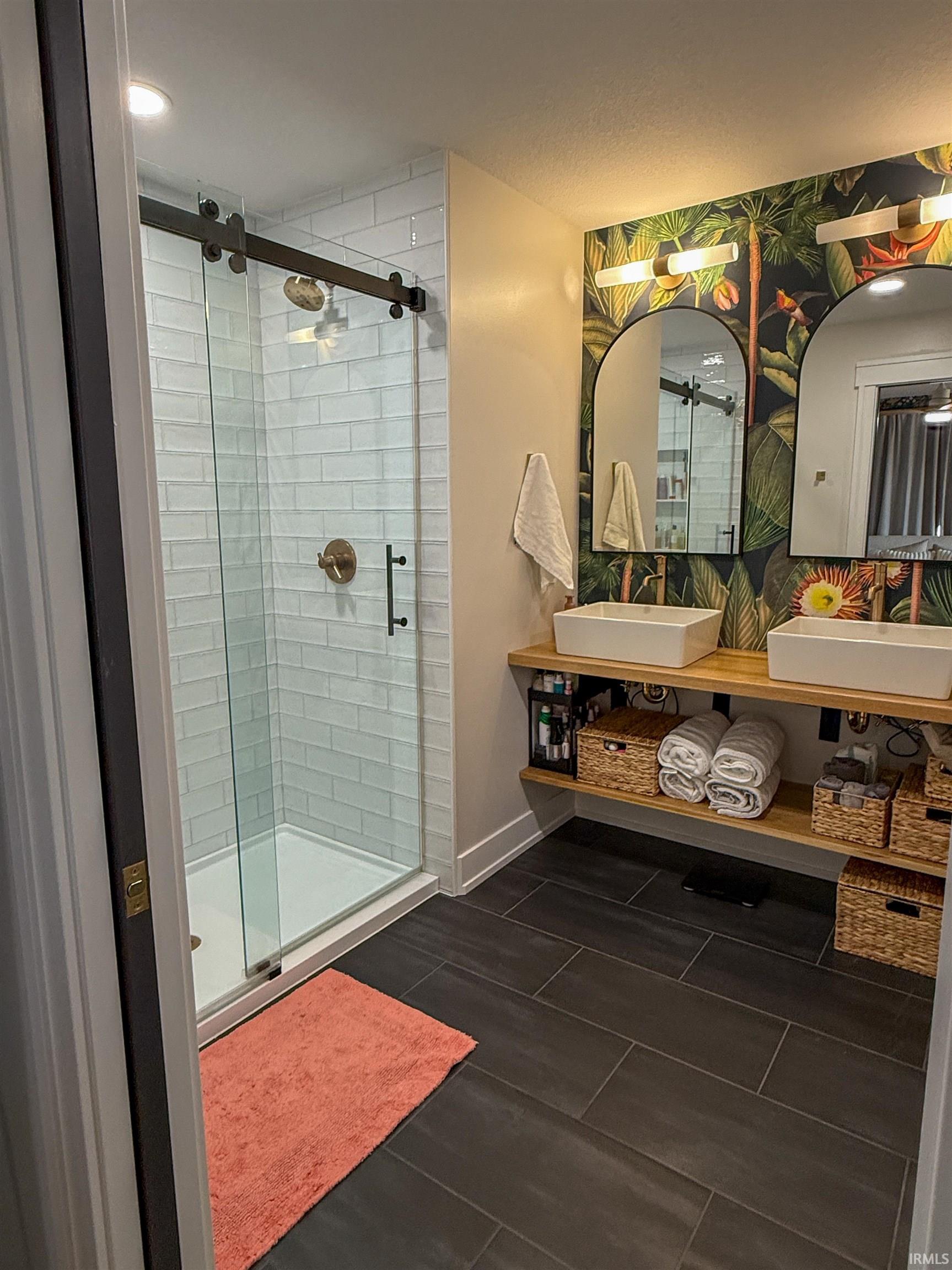 2613 Wolfs Point Drive Rochester, IN 46975 - Photo 3 of 36