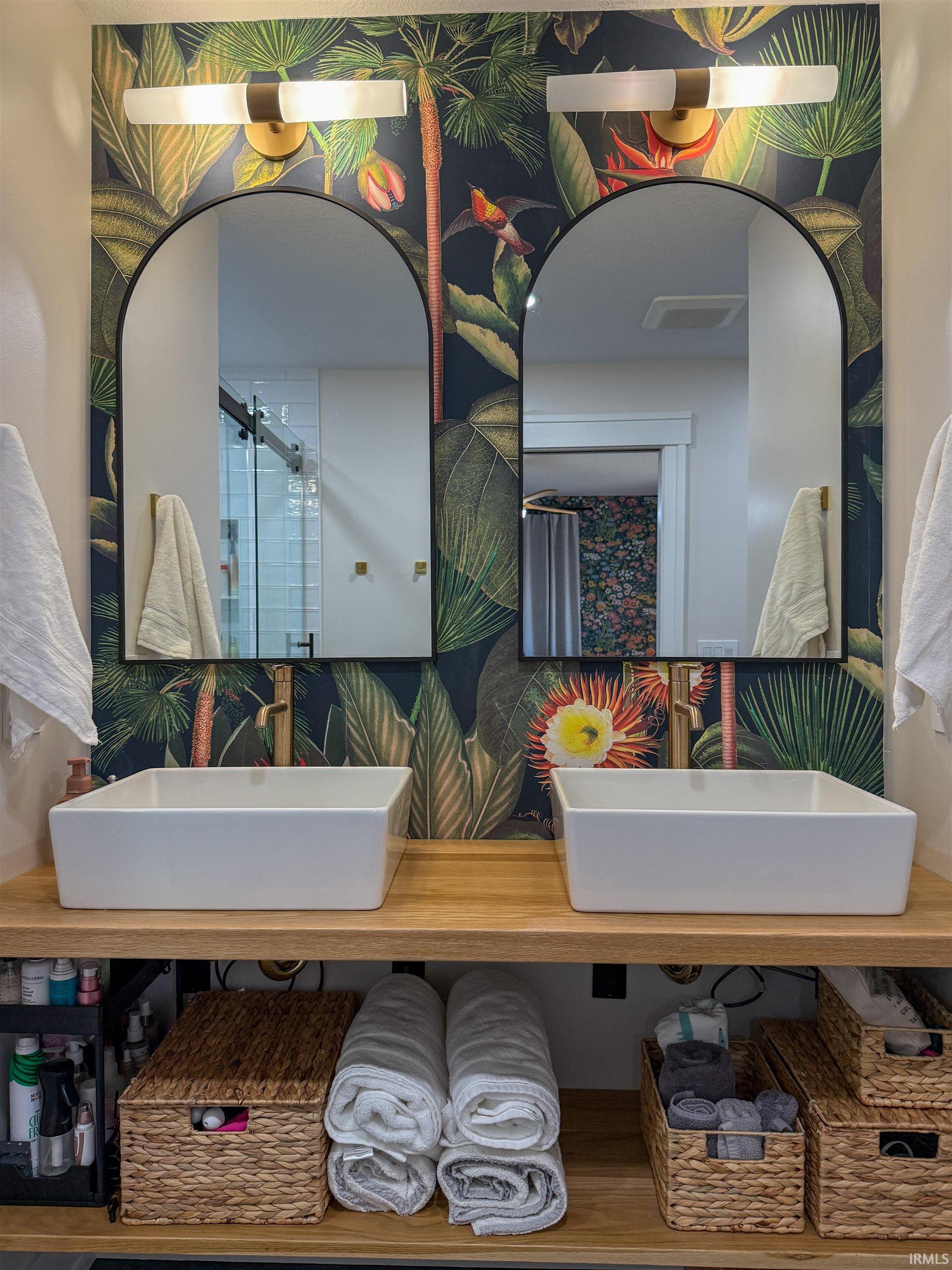 2613 Wolfs Point Drive Rochester, IN 46975 - Photo 4 of 36