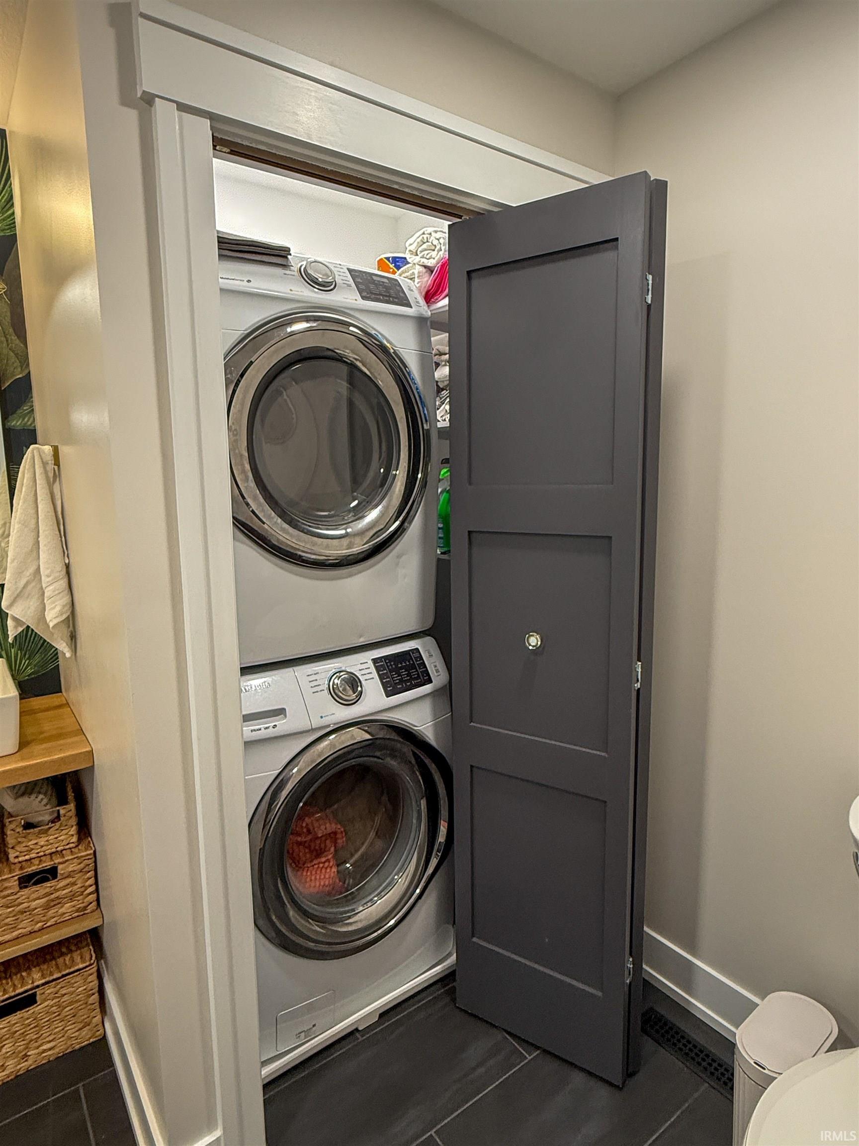 2613 Wolfs Point Drive Rochester, IN 46975 - Photo 5 of 36