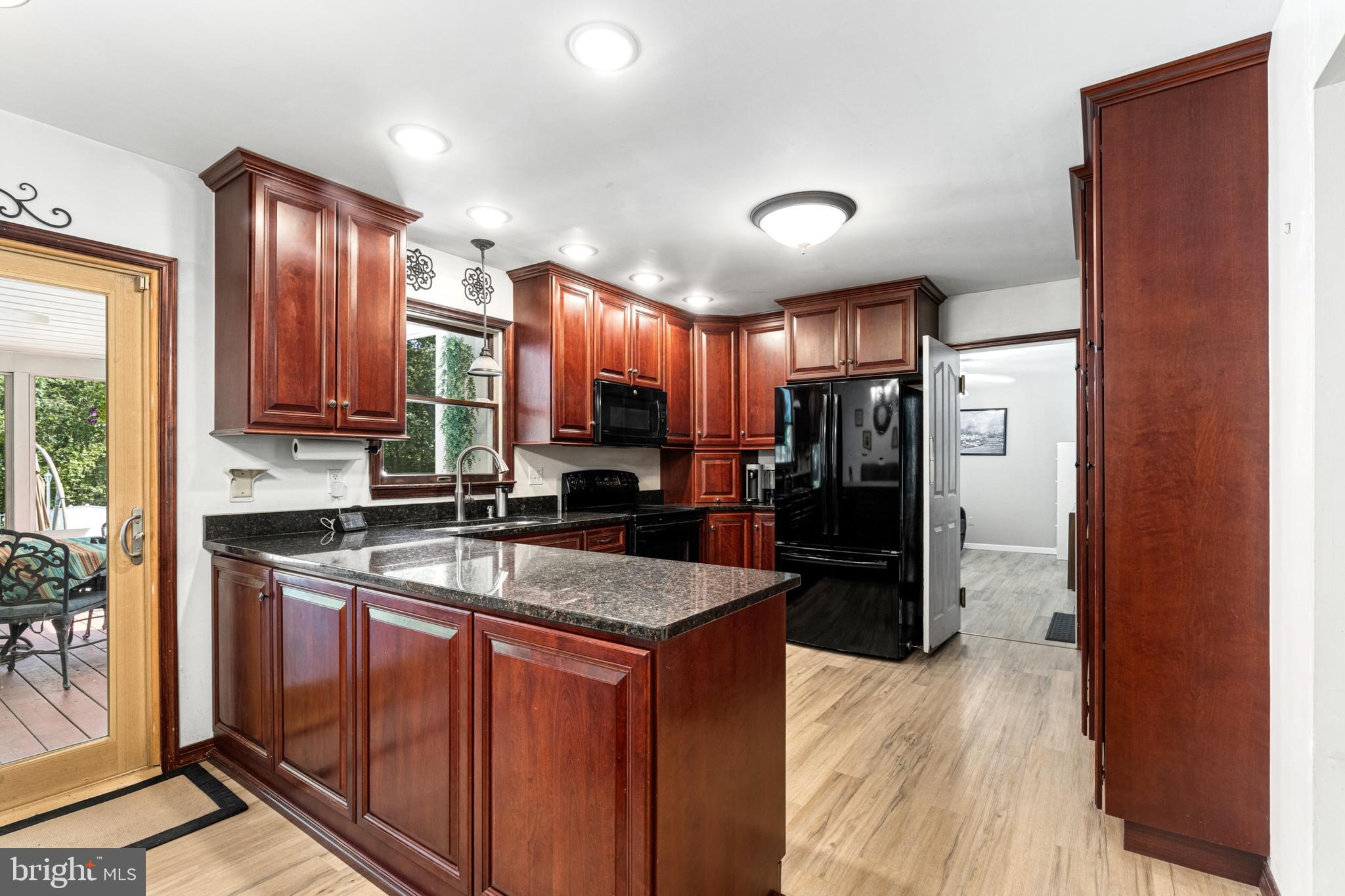 1903 West Bangor Road Bangor, PA 18013 - Photo 4 of 27 Gallery Image 4