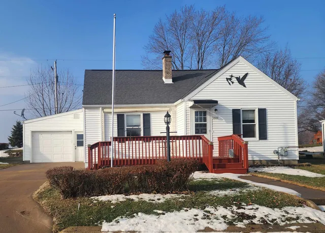 $139,900 | 2079 Oak Lane, Cuba City, WI 53807