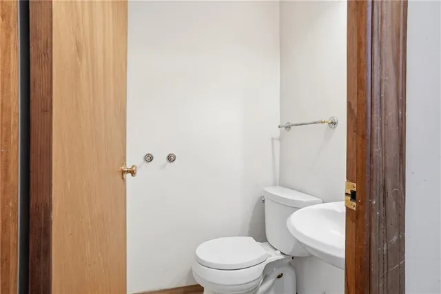 $115,000 | 544 Thompson Avenue, Clairton, PA 15025