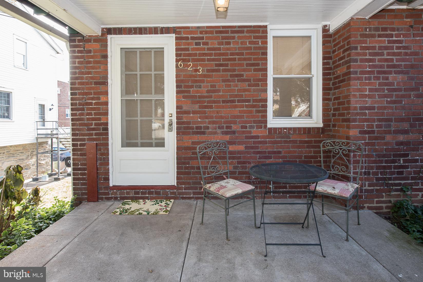 623 Kenilworth Road Ardmore, PA 19003 - Photo 3 of 22 Covered front porch