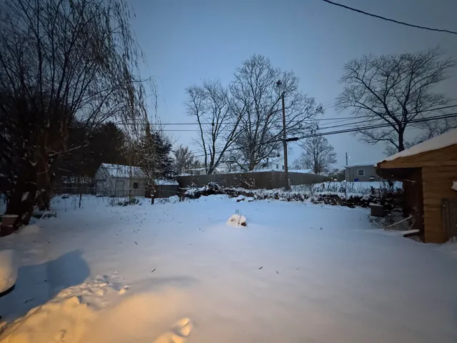 a view of snow on the background