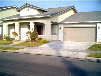 2424 East Duff Avenue Reedley, CA 93654 - Photo 1 of 10 Gallery Image 1