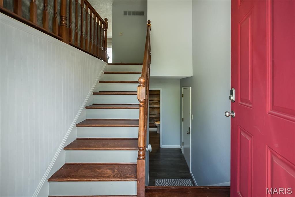 67 Muir Street Eureka, MO 63025 - Photo 4 of 31