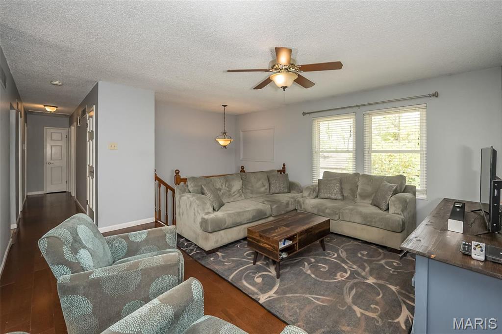 67 Muir Street Eureka, MO 63025 - Photo 5 of 31