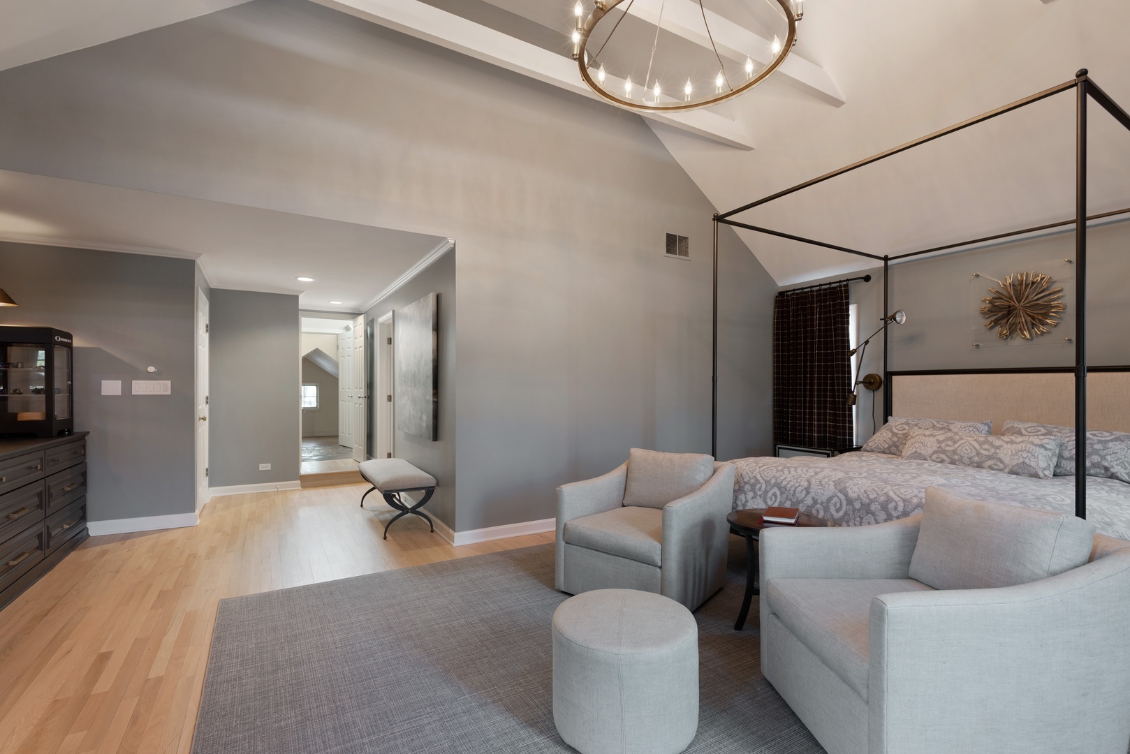909 Seneca Road Wilmette, IL 60091 - Photo 14 of 23