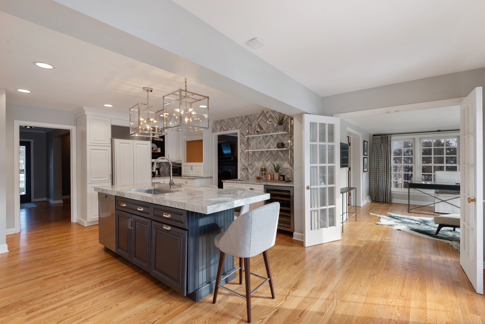 909 Seneca Road Wilmette, IL 60091 - Photo 5 of 23