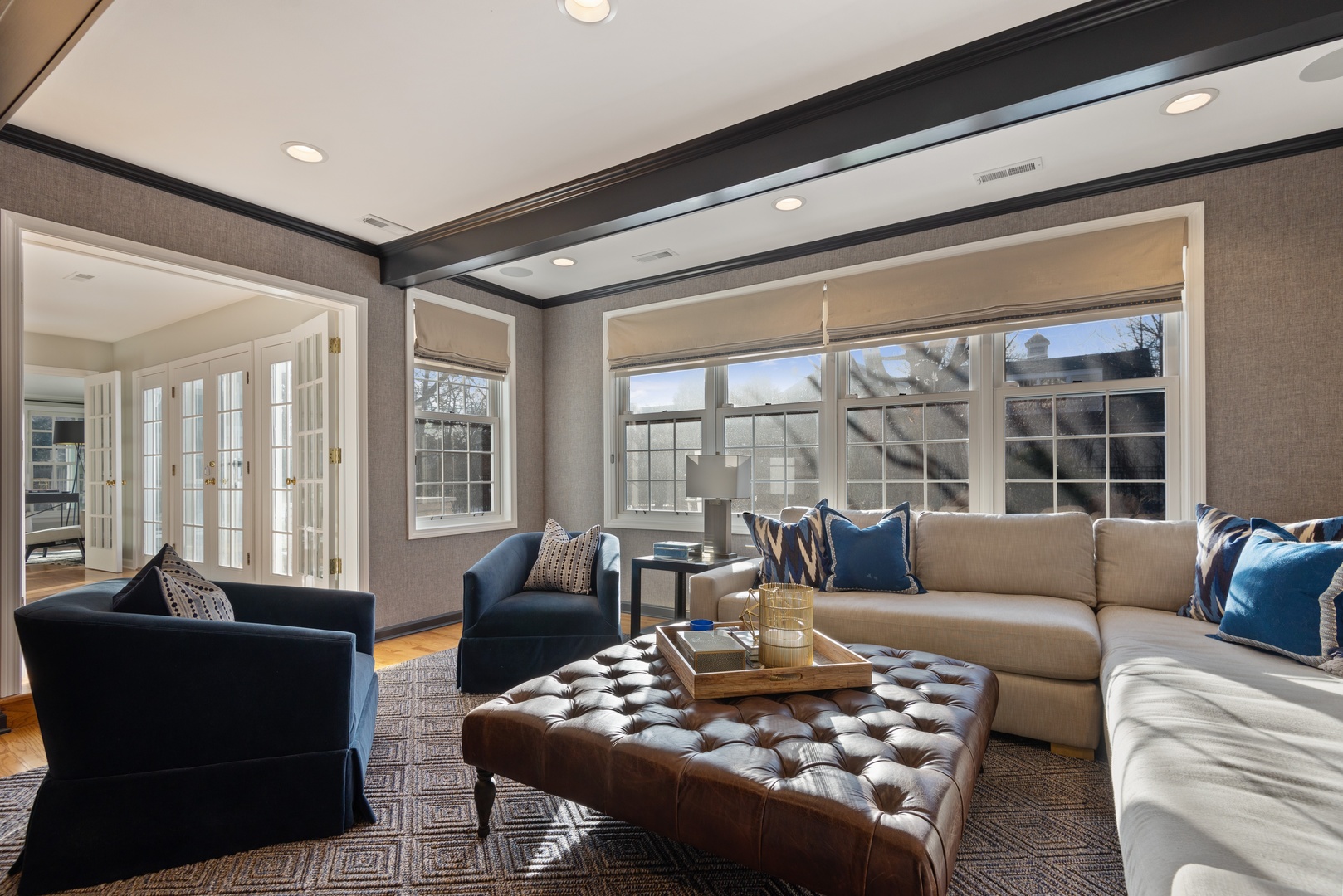 909 Seneca Road Wilmette, IL 60091 - Photo 9 of 23