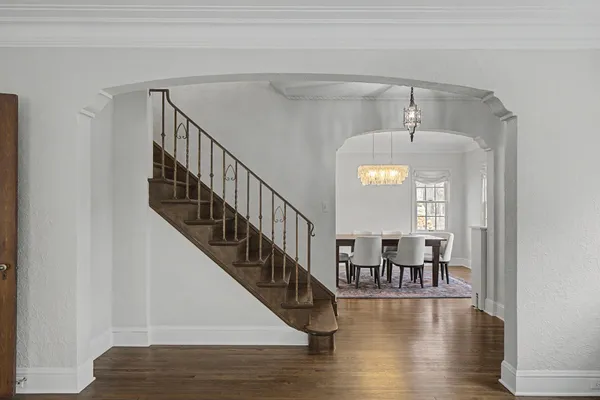 $1,059,000 | 2708 Ewing Avenue South, Minneapolis, MN 55416