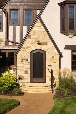 $1,059,000 | 2708 Ewing Avenue South, Minneapolis, MN 55416