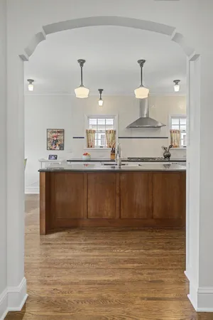 $1,059,000 | 2708 Ewing Avenue South, Minneapolis, MN 55416