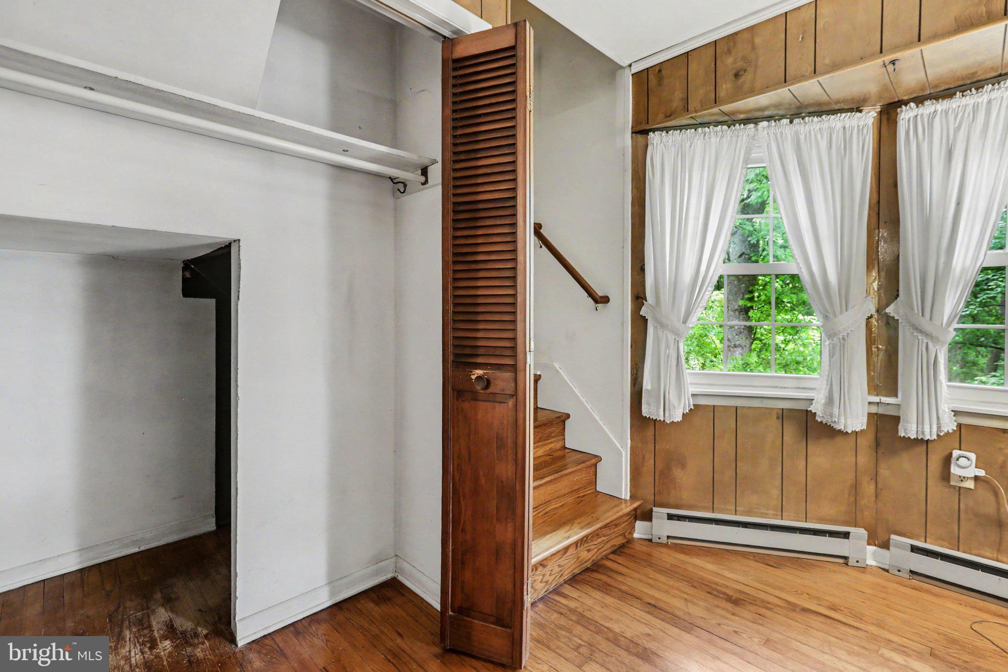 1150 South York Road Dillsburg, PA 17019 - Photo 9 of 41