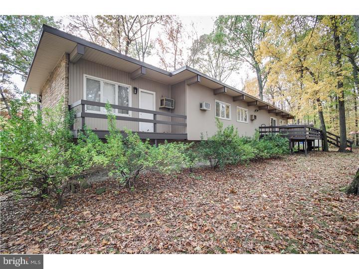 400 Sunset Road Burlington Township, NJ 08016 - Photo 20 of 25 Exterior Back
