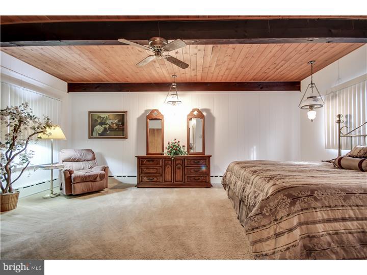 400 Sunset Road Burlington Township, NJ 08016 - Photo 10 of 25 Master Bedroom
