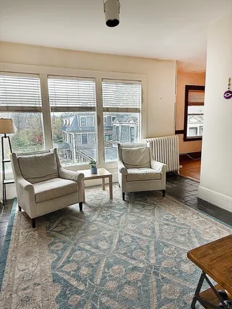 $5,500 | 70 Perry Street, Unit 3, Brookline, MA 02446