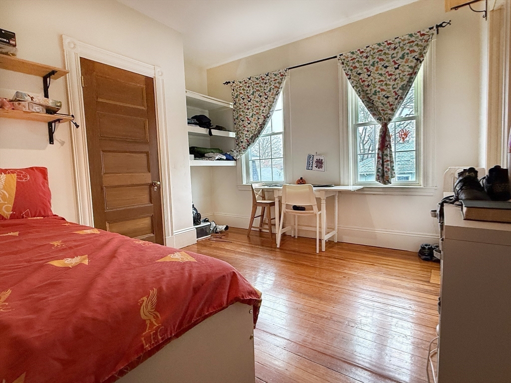 70 Perry Street, Unit 3 Brookline, MA 02446 - Photo 11 of 27