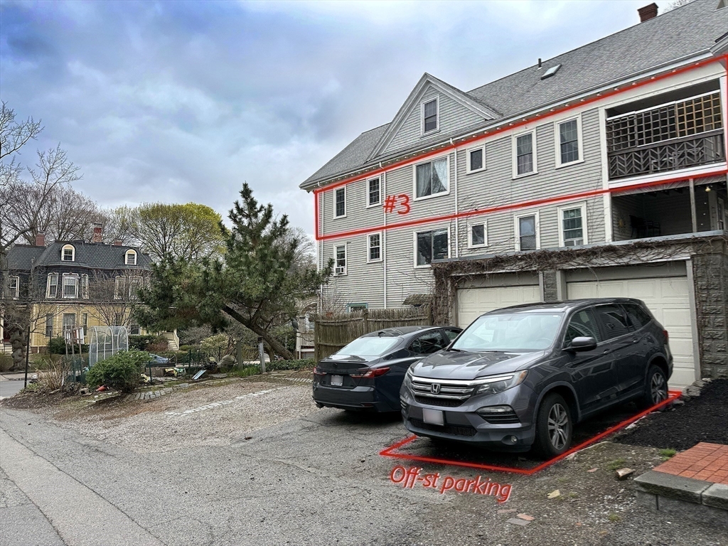 70 Perry Street, Unit 3 Brookline, MA 02446 - Photo 21 of 27