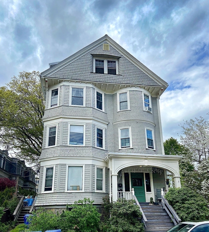 70 Perry Street, Unit 3 Brookline, MA 02446 - Photo 22 of 27