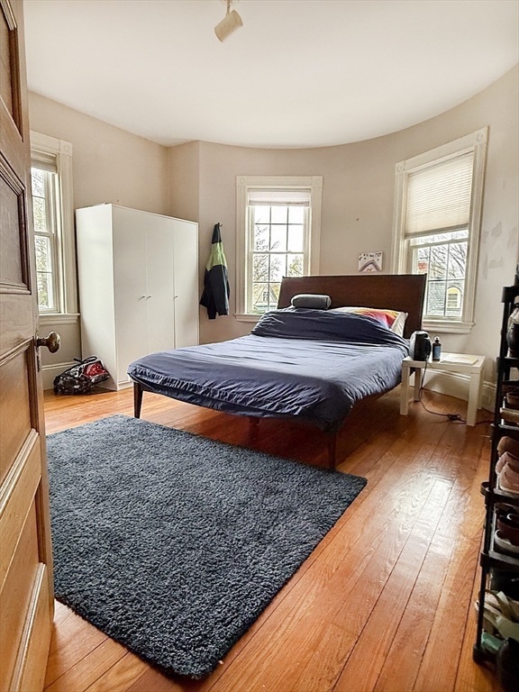 70 Perry Street, Unit 3 Brookline, MA 02446 - Photo 10 of 27