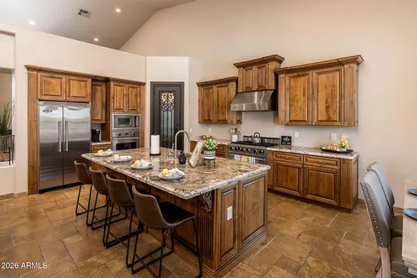 $999,000 | 5322 West Whispering Wind Drive, Glendale, AZ 85310