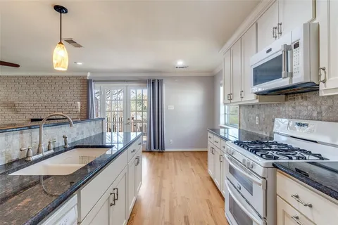 $450,000 | 11707 Rogue Way, Dallas, TX 75218