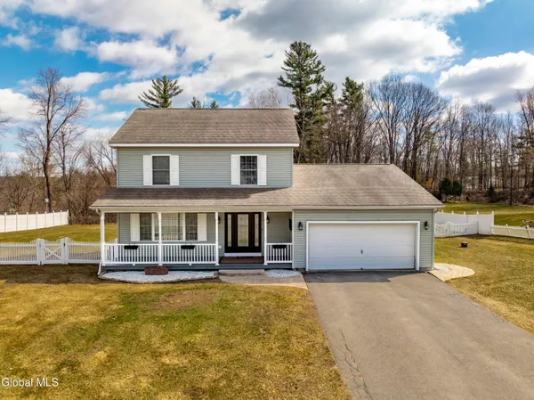 $489,999 | 6 Joseph Court, Schaghticoke, NY 12154