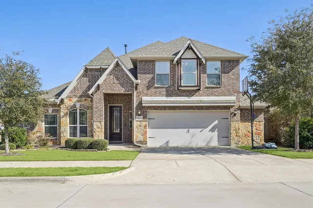$525,000 | 9413 Lakeway Drive, Argyle, TX 76226