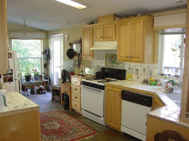 16395 Robertson Road Truckee, CA 96161 - Photo 3 of 9 Gallery Image 3