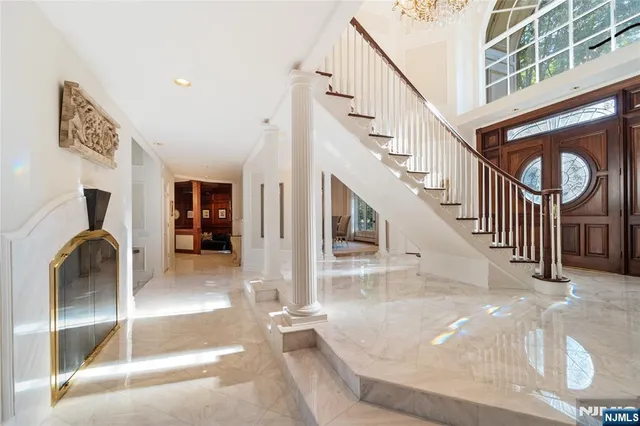 $4,259,000 | 14 Stewart Court, Old Tappan, NJ 07675