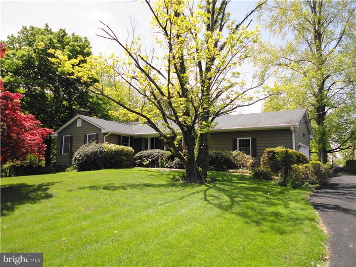 611 Scotch Road Pennington, NJ 08534 - Photo 1 of 21 Front Yard