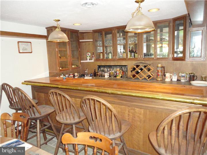 611 Scotch Road Pennington, NJ 08534 - Photo 16 of 21 Wet Bar