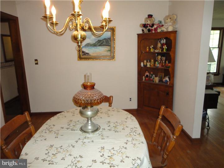 611 Scotch Road Pennington, NJ 08534 - Photo 7 of 21 Dining Room