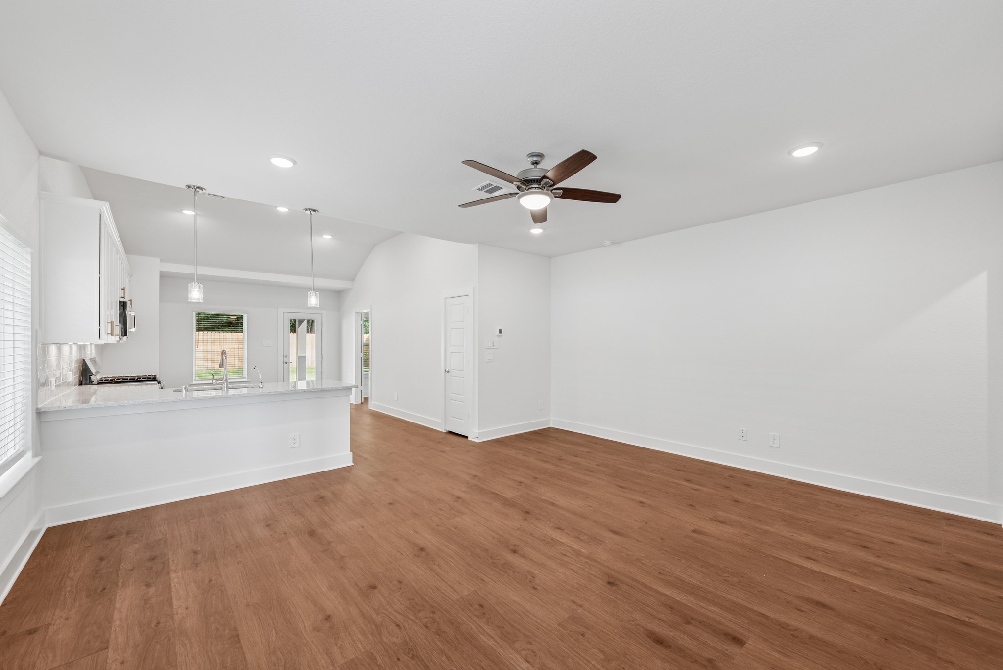 20518 Draper Road Tomball, TX 77377 - Photo 19 of 46