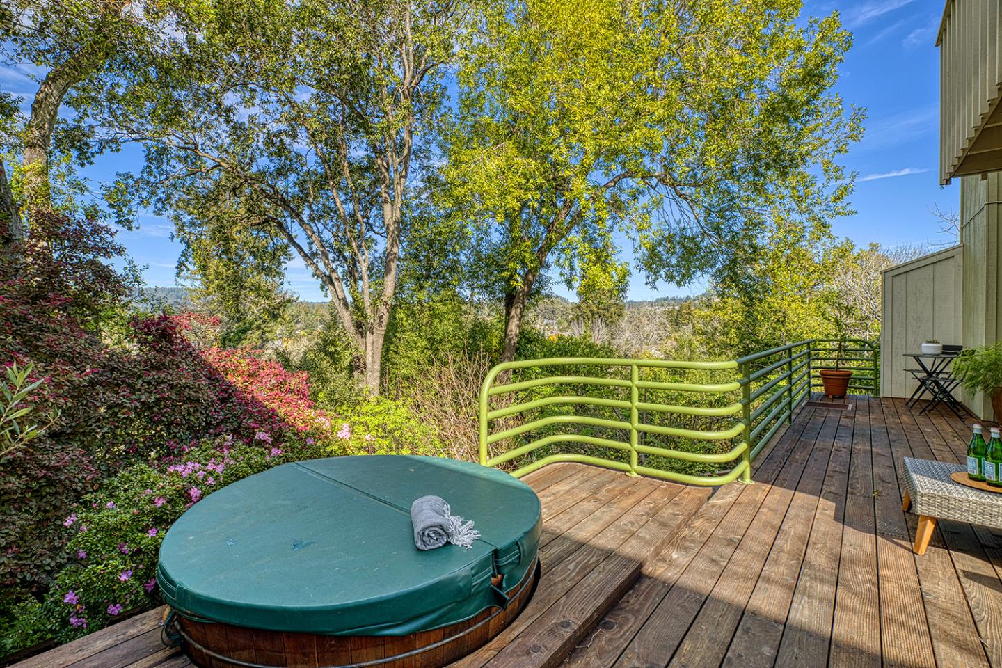 11 Berkeley Court Santa Cruz, CA 95062 - Photo 36 of 50 a view of outdoor space and yard