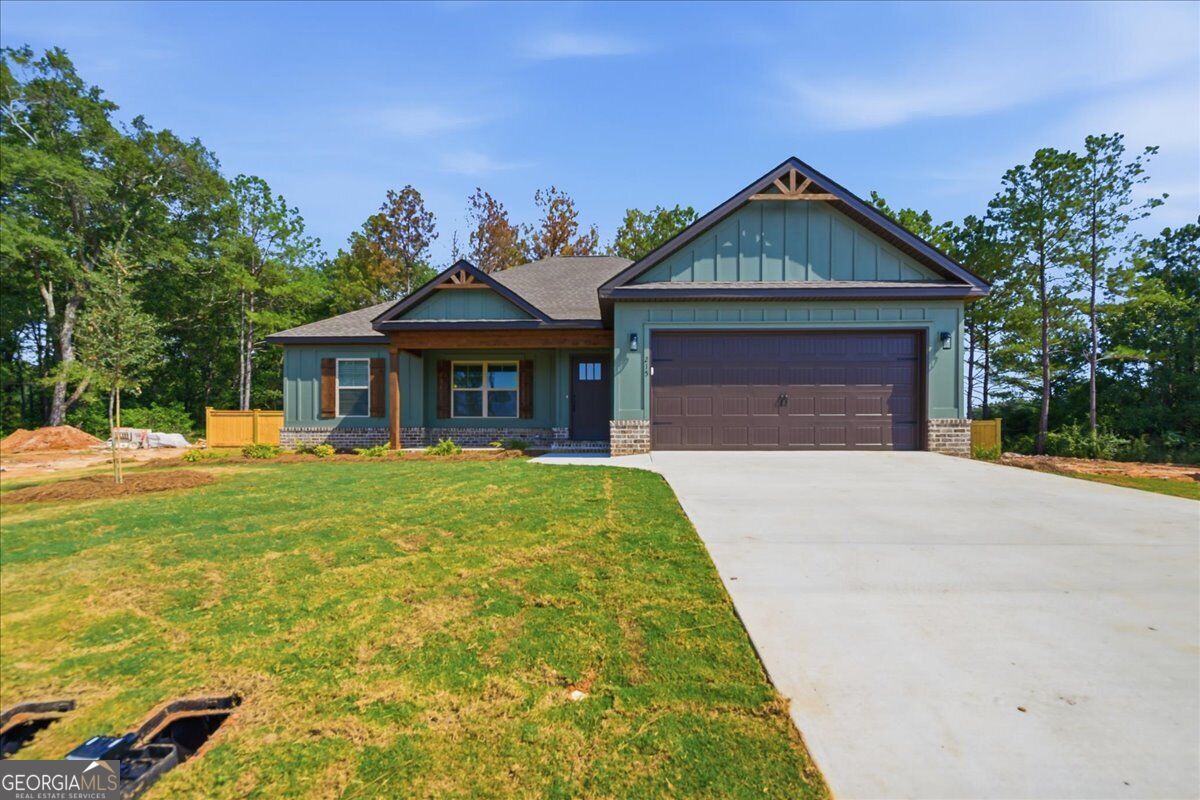 215 Hampton Chase Perry, GA 31069 - Photo 1 of 1 Gallery Image 1
