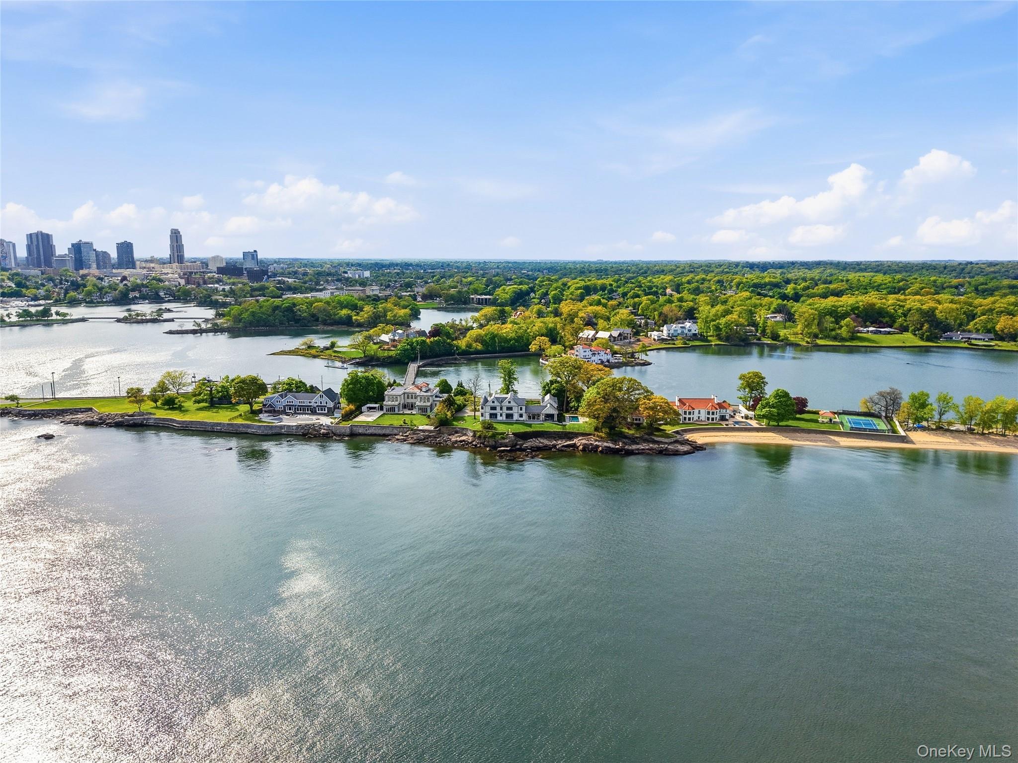 104 Premium Point Larchmont, NY 10538 - Photo 1 of 44
