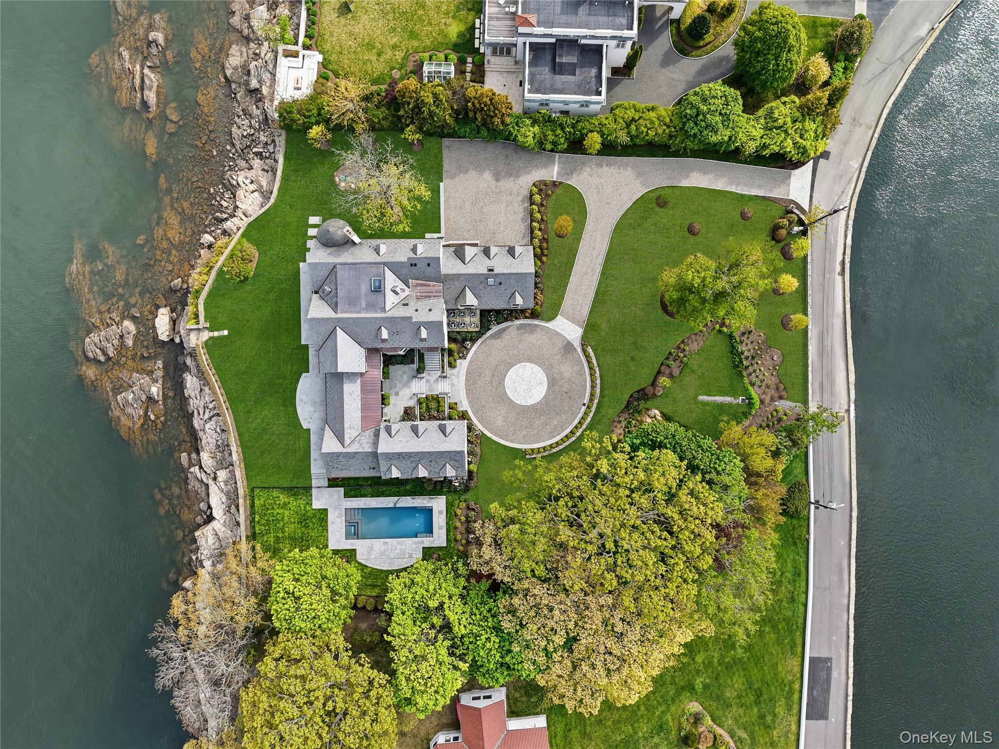 104 Premium Point Larchmont, NY 10538 - Photo 40 of 44