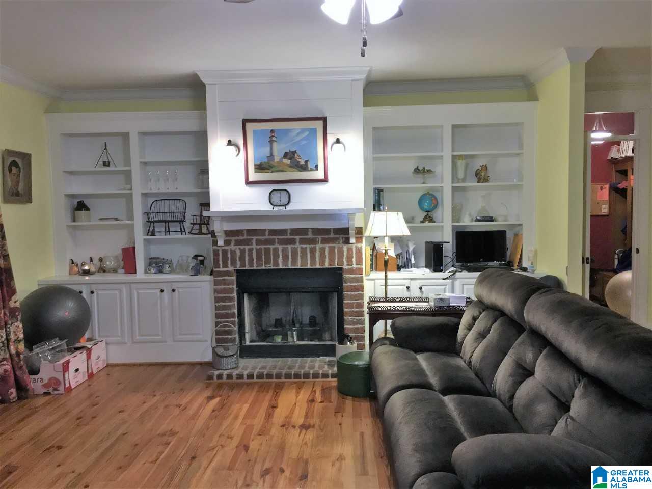 1315 Perry Court Gardendale, AL 35071 - Photo 5 of 26